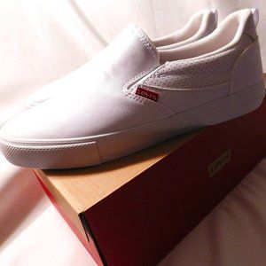 Levis Naya Perf Women's Slip-On White Sneakers Woman's Size 10M NEW IN BOX